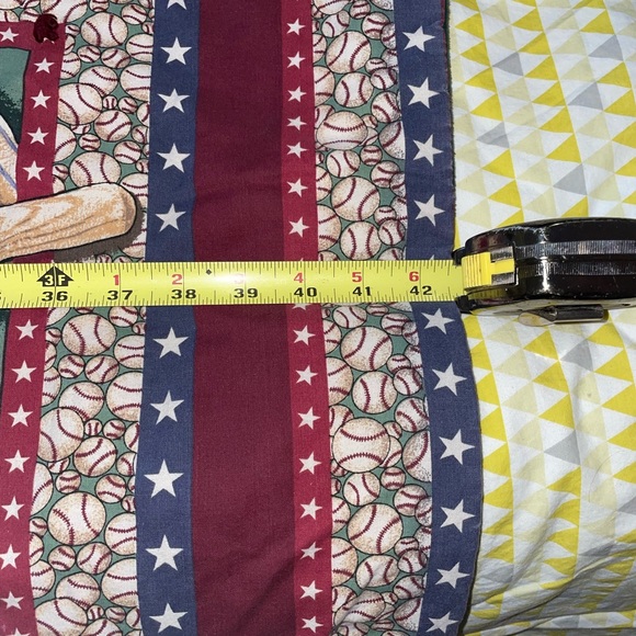 Beautiful handmade baseball quilt - Picture 4 of 5